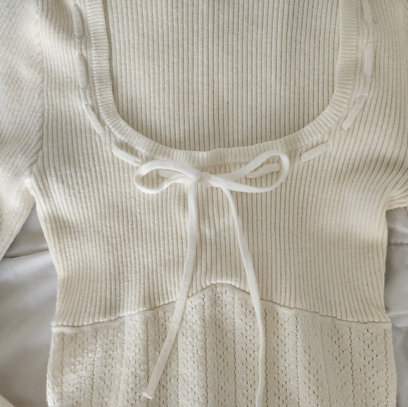 Hollister Knit Longsleeve - Picture 2 of 3